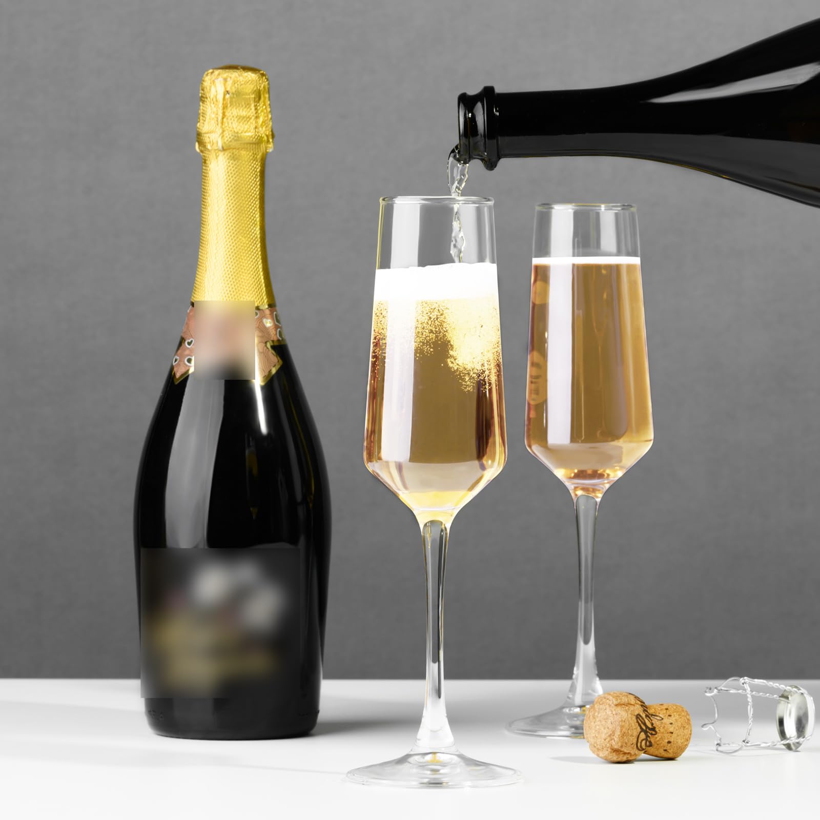 PARACITY lead-free champagne glasses offering safe, clear sparkle