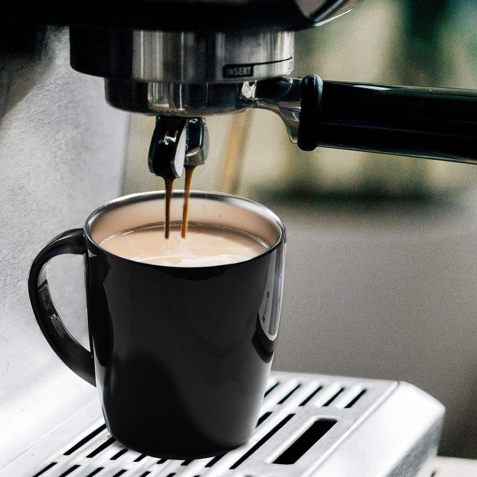 Paracity non-slip base reduces tipping on desks and dashboards