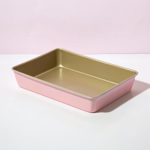Paris Hilton versatile pan ready for cakes brownies and more.