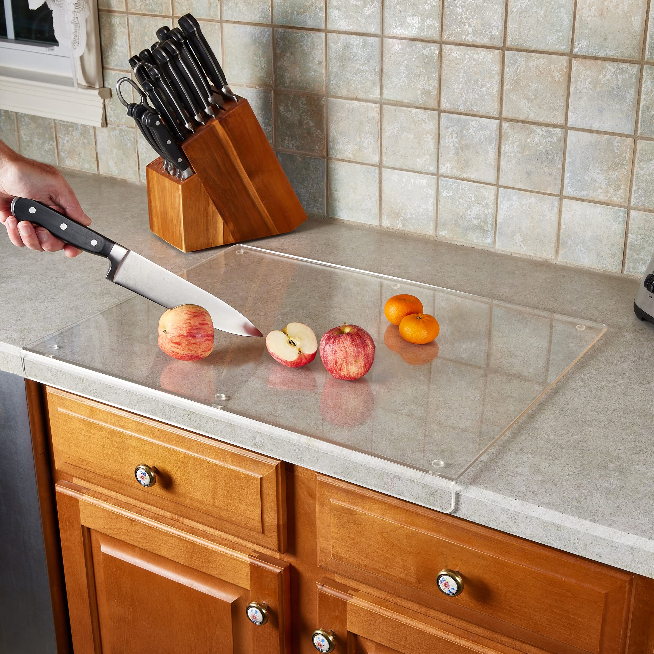 PARNOO clear acrylic kitchen board maintains countertop visibility during prep