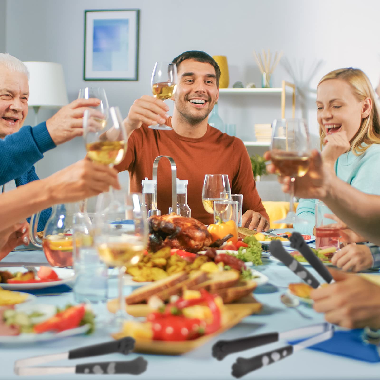 Patelai cat paw tongs dishwasher safe for easy cleaning.