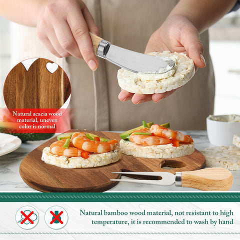 Patelai knife with wooden handle for elegant presentation