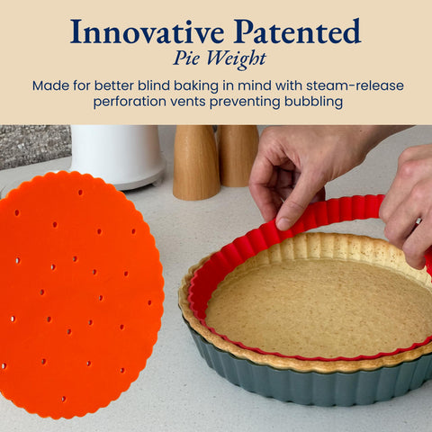 Patz&Patz easy-clean bakeware shown after use for tidy storage.