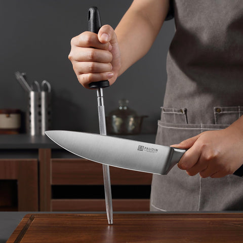 PAUDIN sharpening rod included for blade maintenance