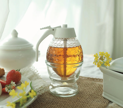 PAULSWAY 8 oz jar with airtight seal for fresh honey.
