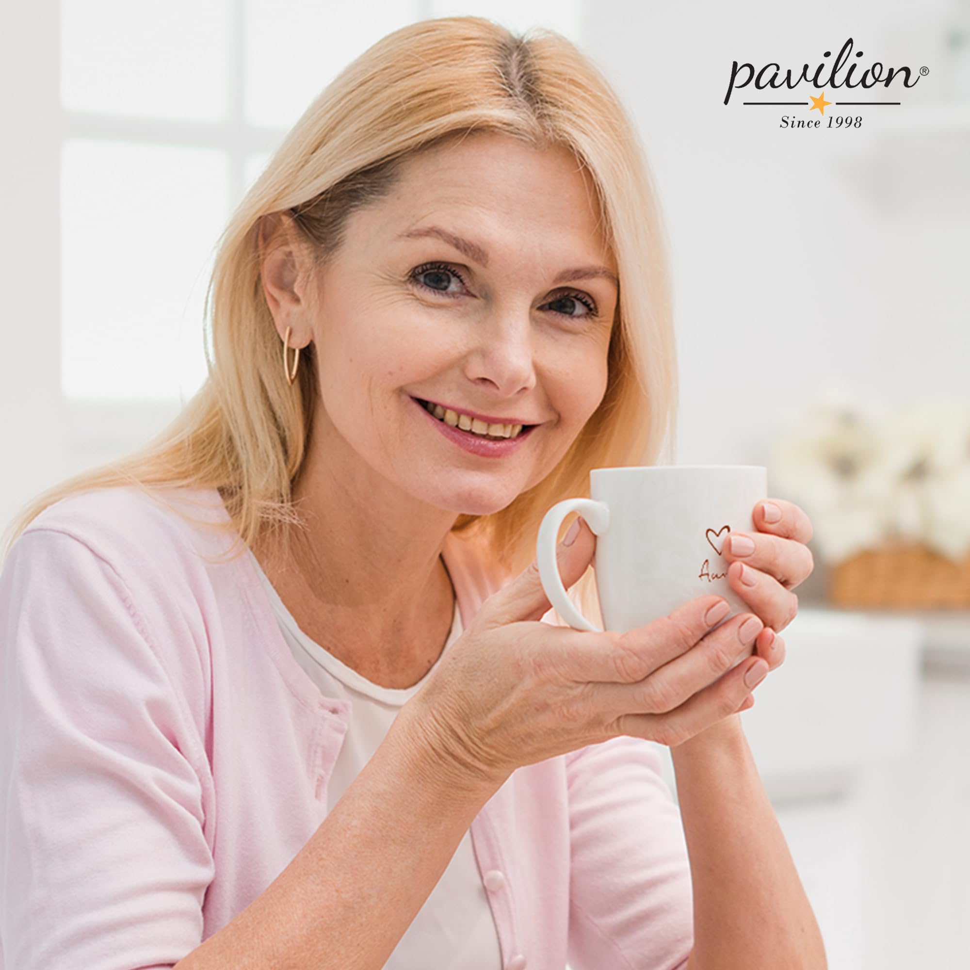 Dishwasher-safe Aunt Cup with decals preserved for easy cleaning