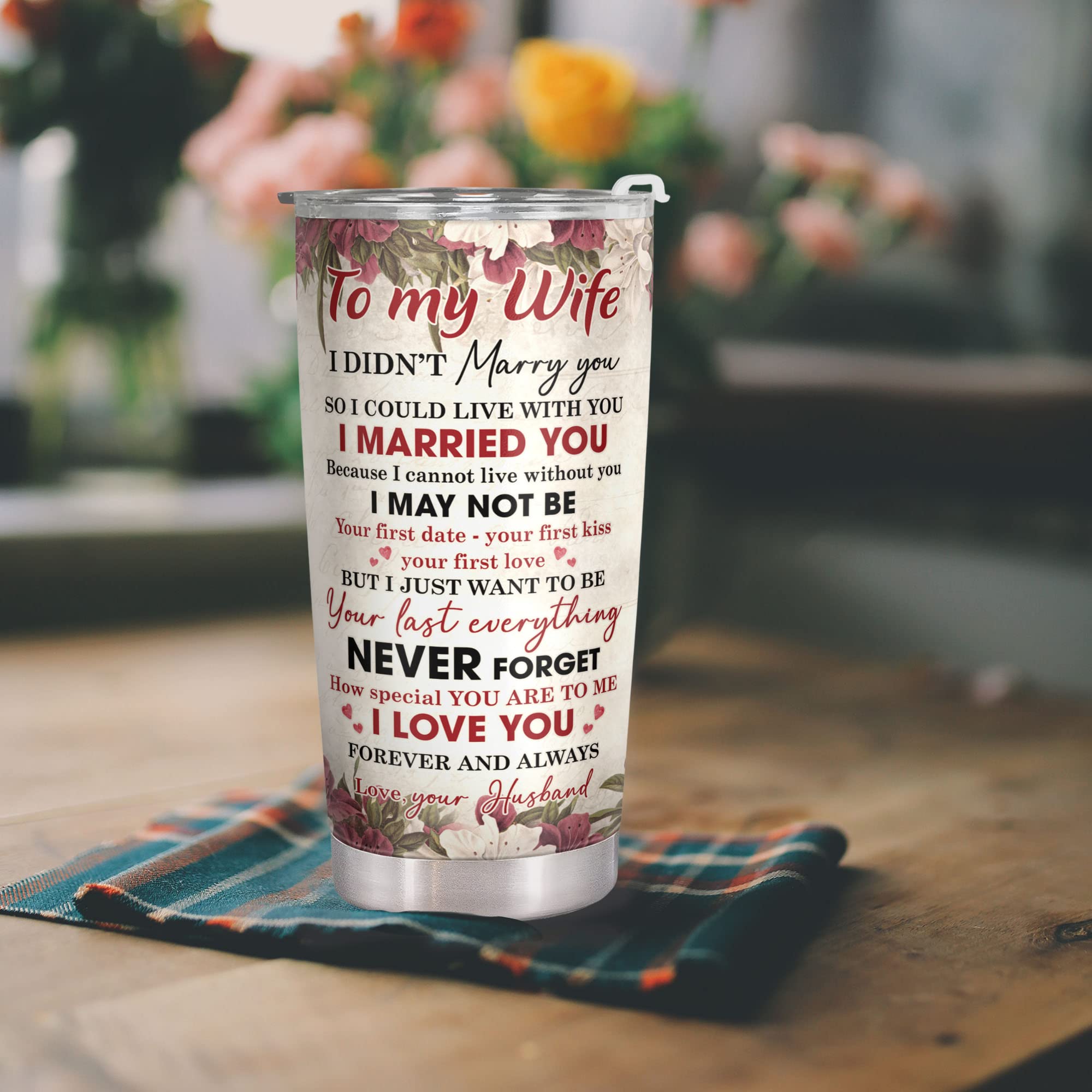 Pawzity Double-Wall Vacuum Insulation keeps drinks hot or cold for hours.