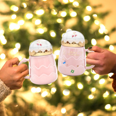 Peclek Christmas mug as table decor adding seasonal ambiance