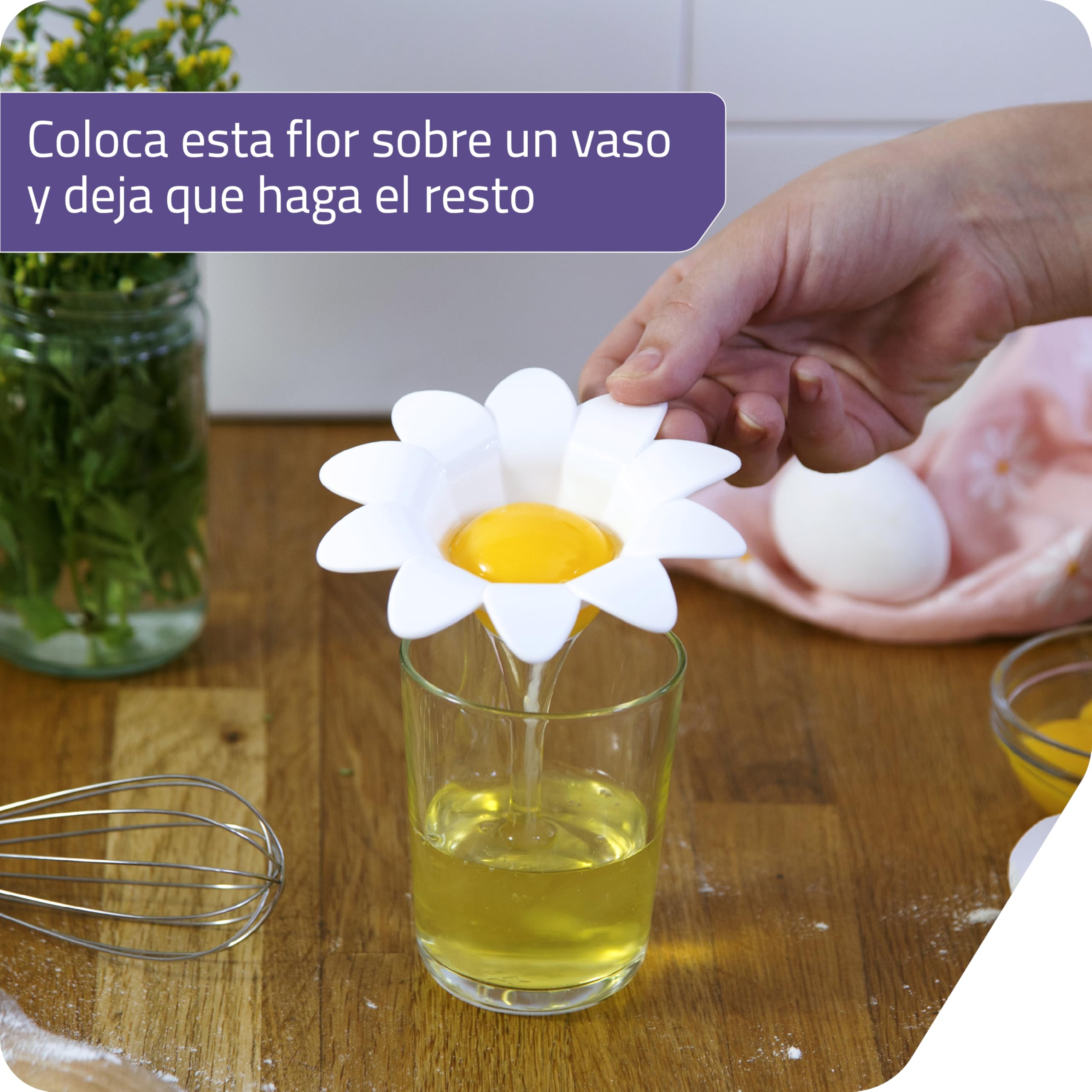 Peleg Design Flower egg separator highlights the cute design for gifting