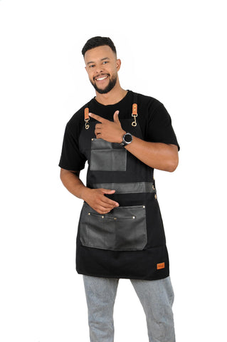 Pelocapa barber apron PVC pockets provide durable tool storage