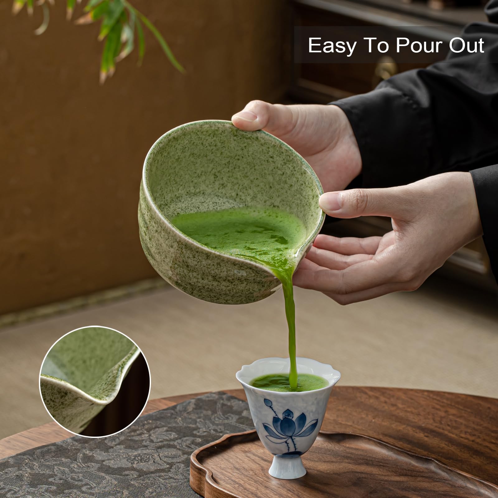 Pemucen scoop holder neatly displays accessories