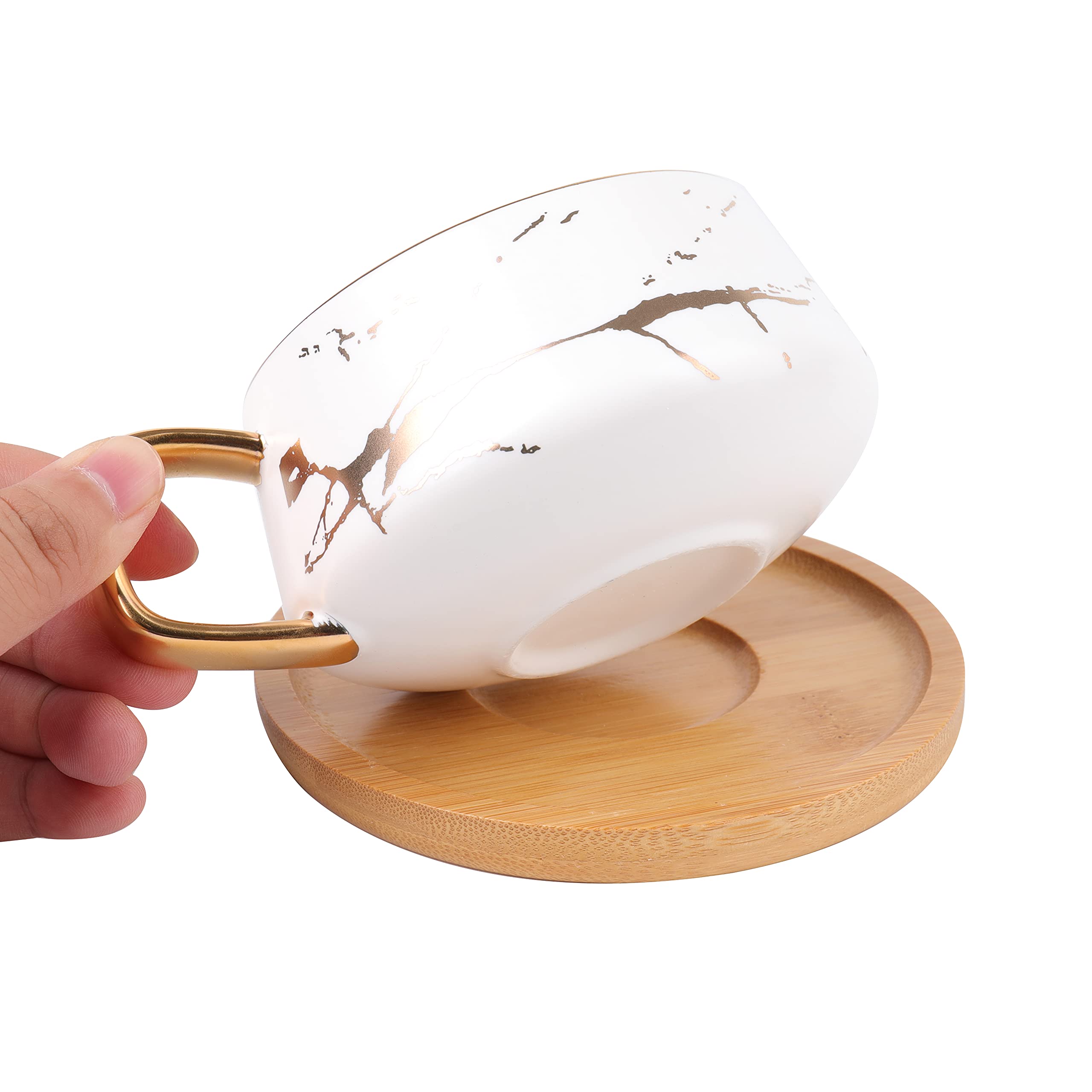 Peohud bamboo saucer catches spills to keep your space clean.