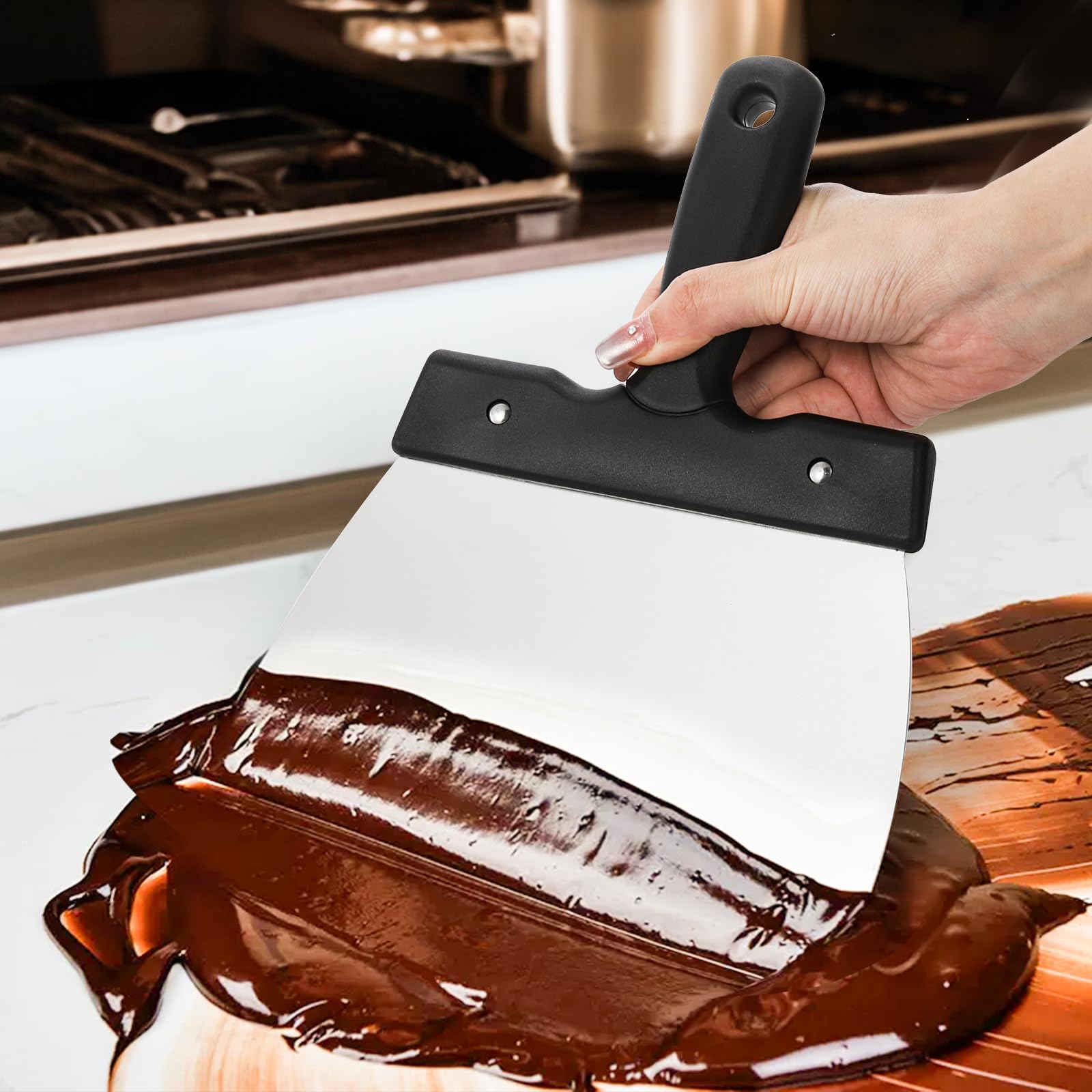 Peohud multiuse spatula ideal for frosting, pastries, cookies, and cake assembly.