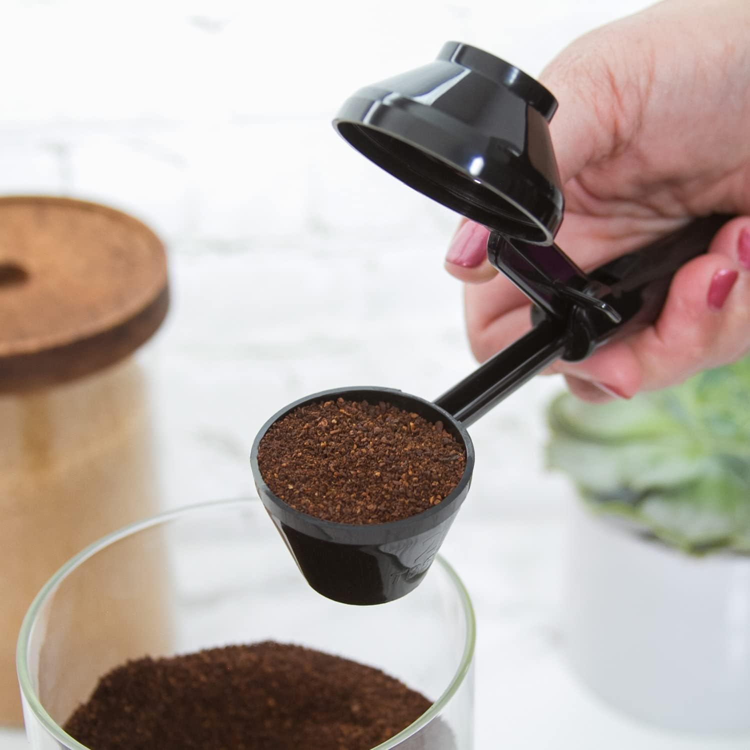PERFECT POD mess-free brew with easy fill and quick cleanup