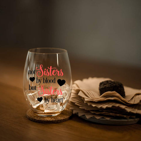 Perfectinsoy dishwasher-safe design; hand washing extends the life of the glass.
