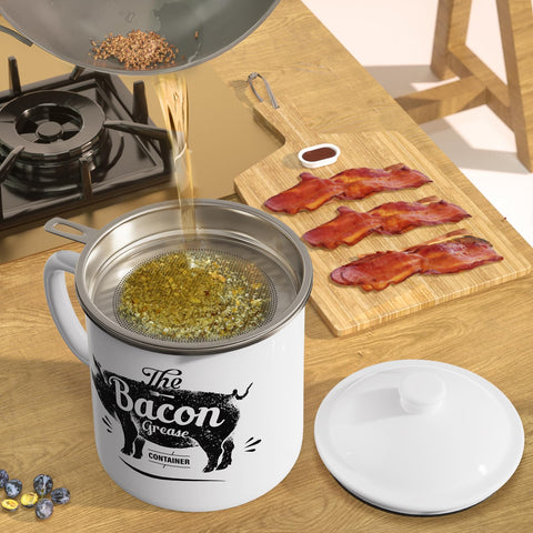 PGYARD lid seals snugly on the grease container to minimize dust and odors.