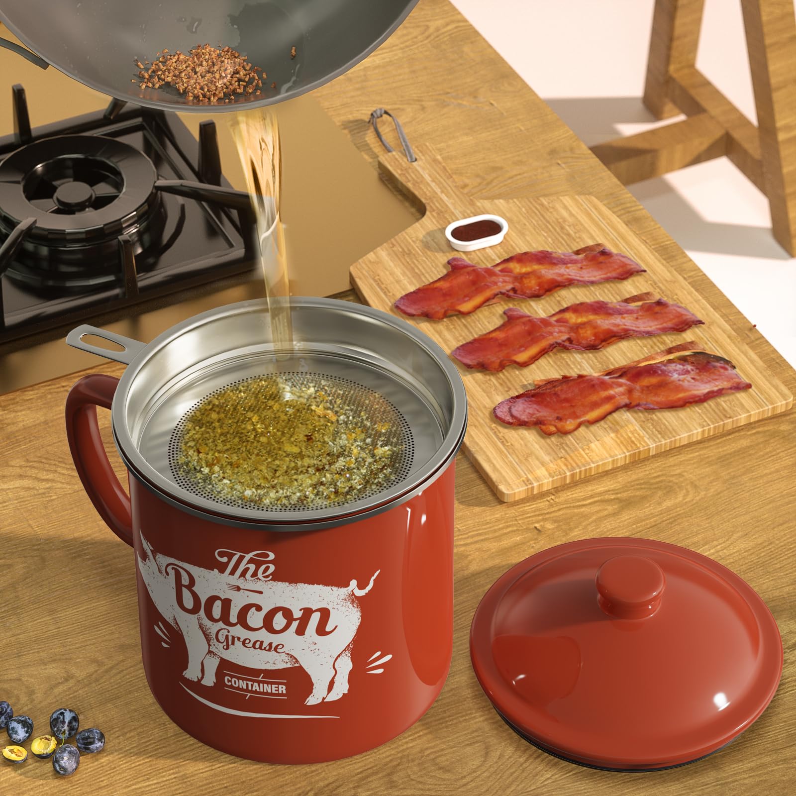 PGYARD lid with snug seal keeps odors out and dust away.