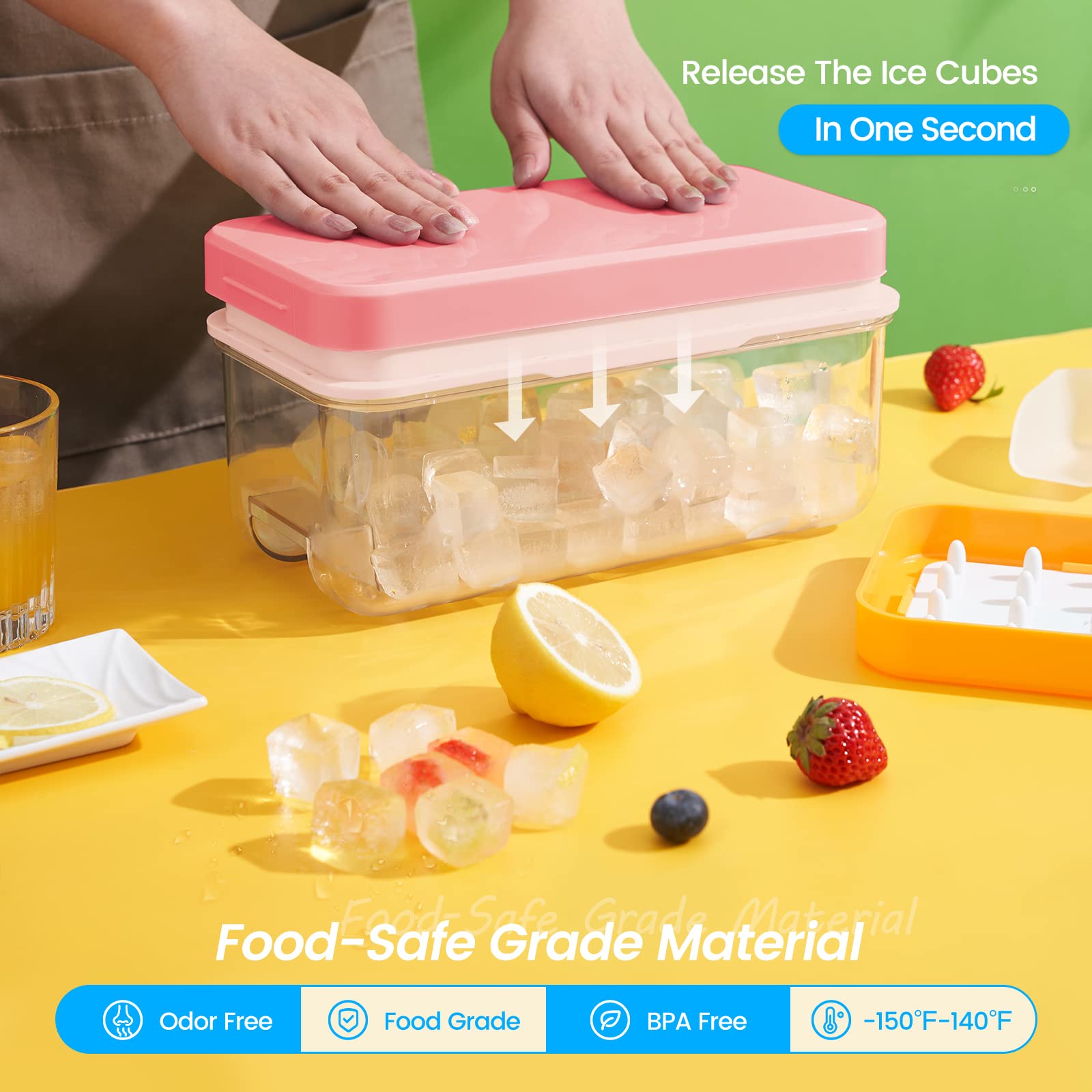 PHINOX push-release ice cube tray enabling quick unmolding.