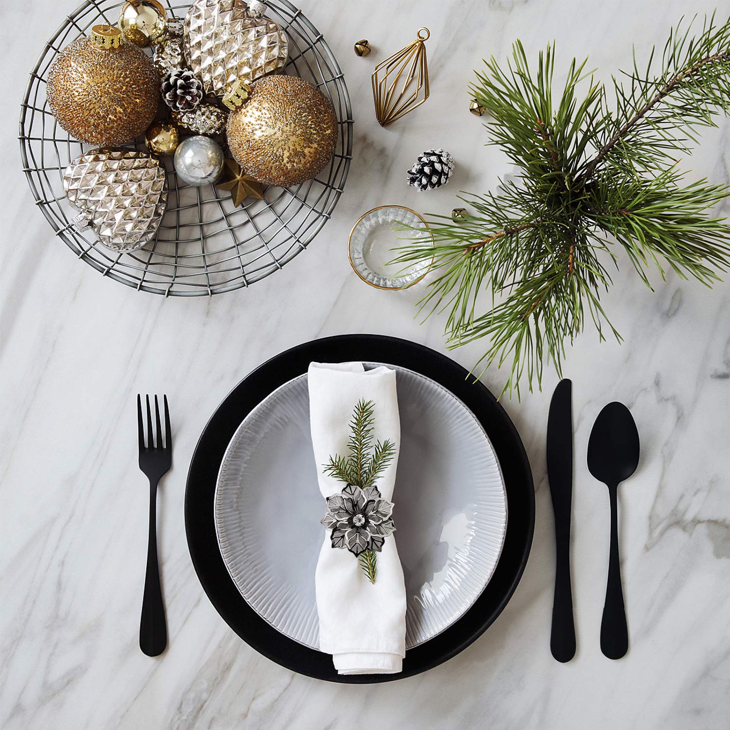 Picowe 12-pack napkin rings streamline table styling for holidays.
