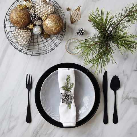 Picowe 12-pack napkin rings streamline table styling for holidays.