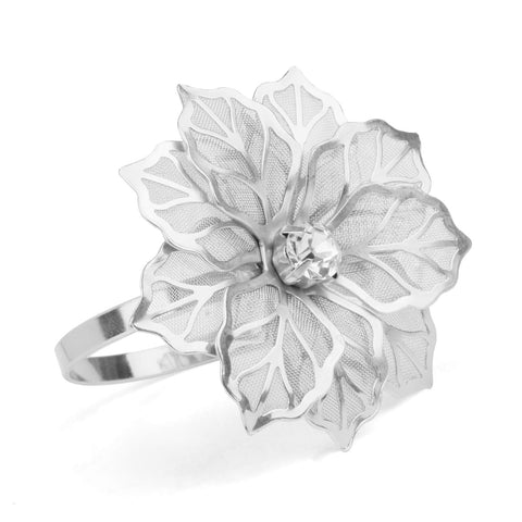 Picowe napkin rings with hollow flower in silver elevate elegant table decor.