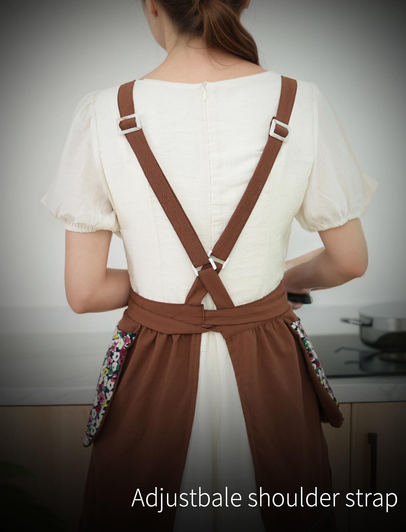 Pinknoke multi-purpose apron ideal for cooking, gardening, painting