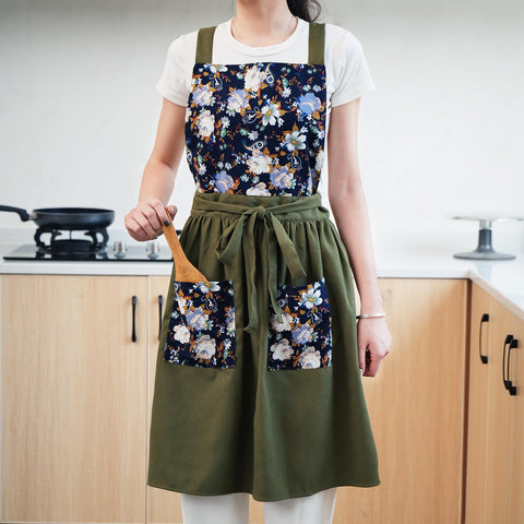 Versatile Pinknoke apron suitable for cooking, gardening, and crafts.