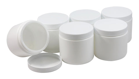 Pinnacle Mercantile 16oz container with screw-on lid, airtight seal keeps contents fresh.