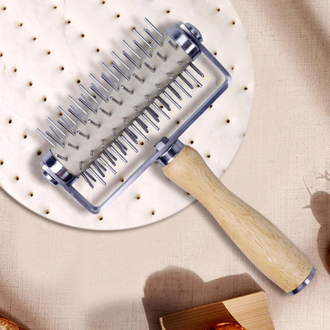 Pizza Docker durable spikes and wood handle for long lasting performance
