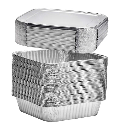 Plastible leak-resistant pans with lids keep leftovers fresh.