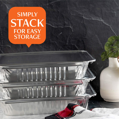 Plasticpro catering bakeware pans help serve hot meals at events.