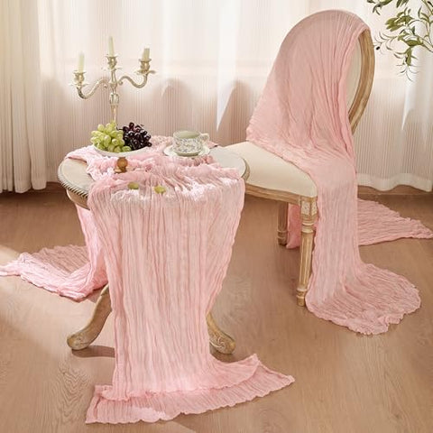 Playieer wedding centerpieces featuring the dusty-pink runner create vintage charm.