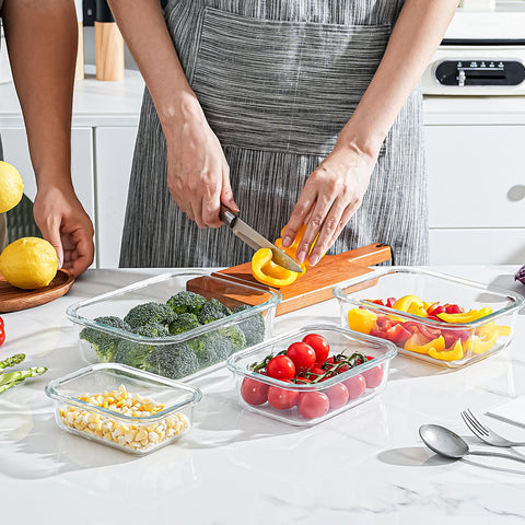 Pmssypl four sizes fit snacks to family meals.