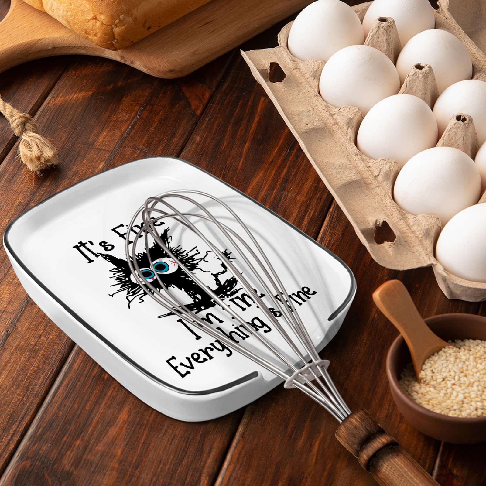 PNTKION elegant ceramic spoon rest complements any countertop style.