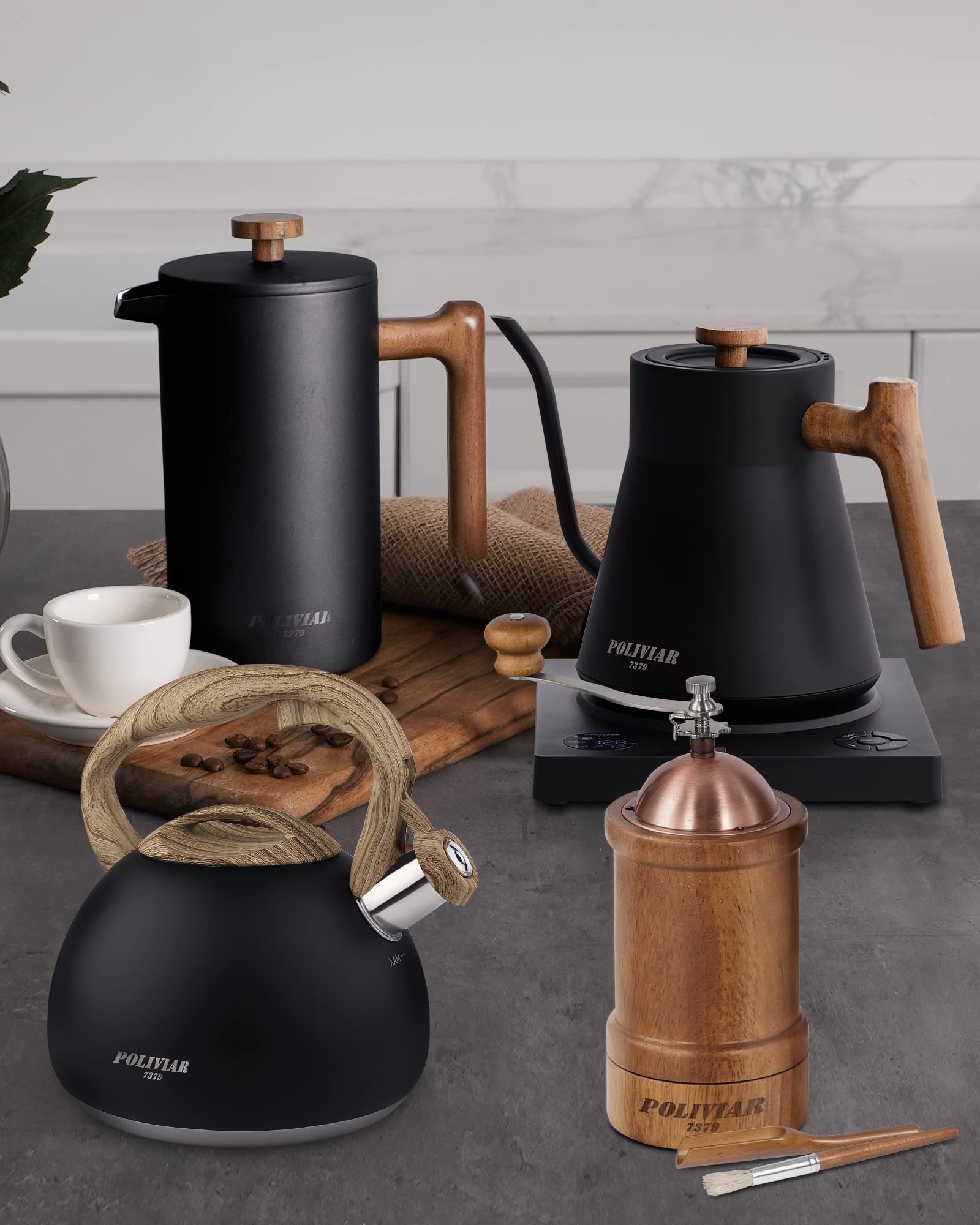POLIVIAR kettle emits a whistle to signal boiling, aiding hands-free kitchen focus.