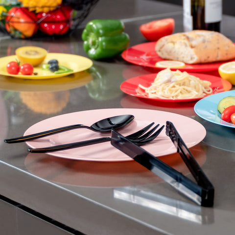 POSATE 18-piece set, durability close-up, showing strong construction for everyday events.