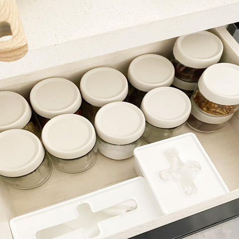Povinmos kids snacks jar keeps portions tidy and portable