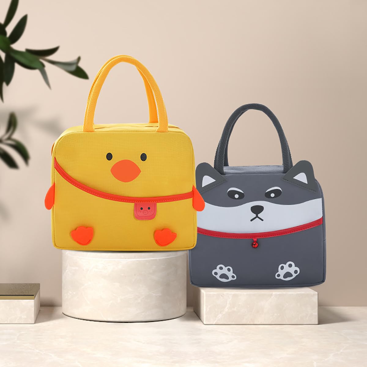 POYIPI duck lunch bag travel-friendly for picnics and park days.