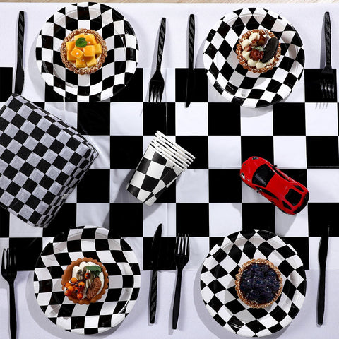 Preboun disposable table runner for easy post-party cleanup