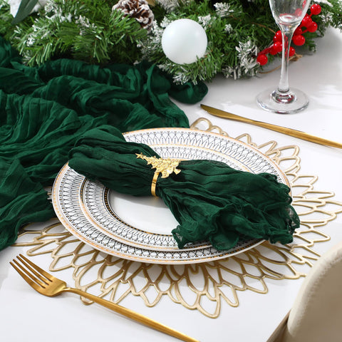 Preboun green Christmas table runner 90x300 cm for quick festive table styling