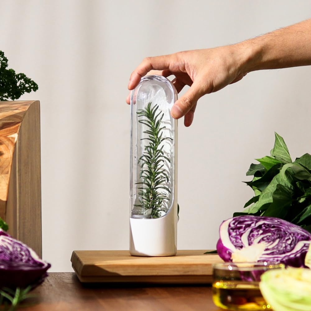 Prepara Herb Savor Pod 2.0 water base for lasting freshness.