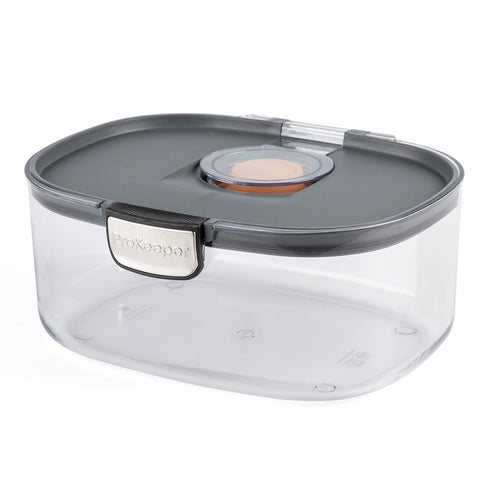 Progressive ProKeeper 3 Qt with airtight seal keeps cookies fresher longer.