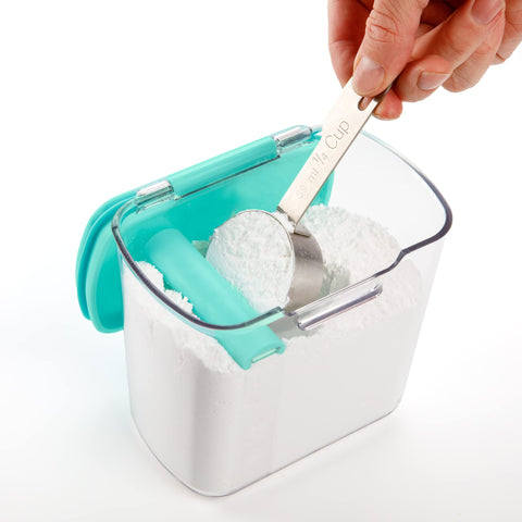 Progressive ProKeeper dusting tool for fine toppings and dusting