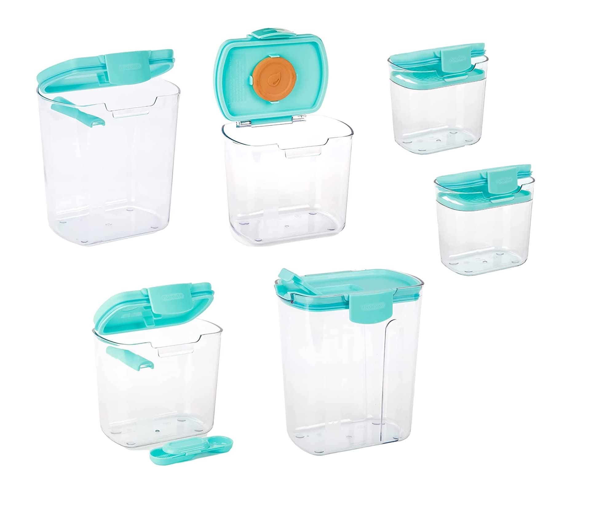 Progressive ProKeeper flour keeper with leveling bar for precise baking measurements