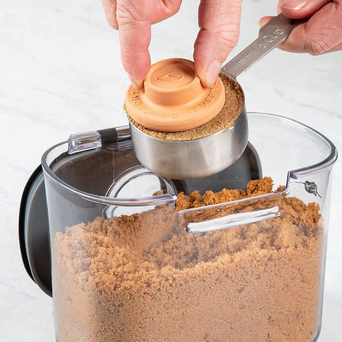 Progressive ProKeeper 8-cup markings support accurate baking prep