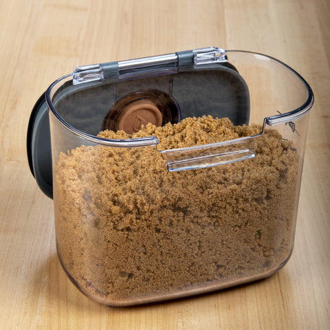 Progressive ProKeeper+ magnetic accessories stored under the lid.