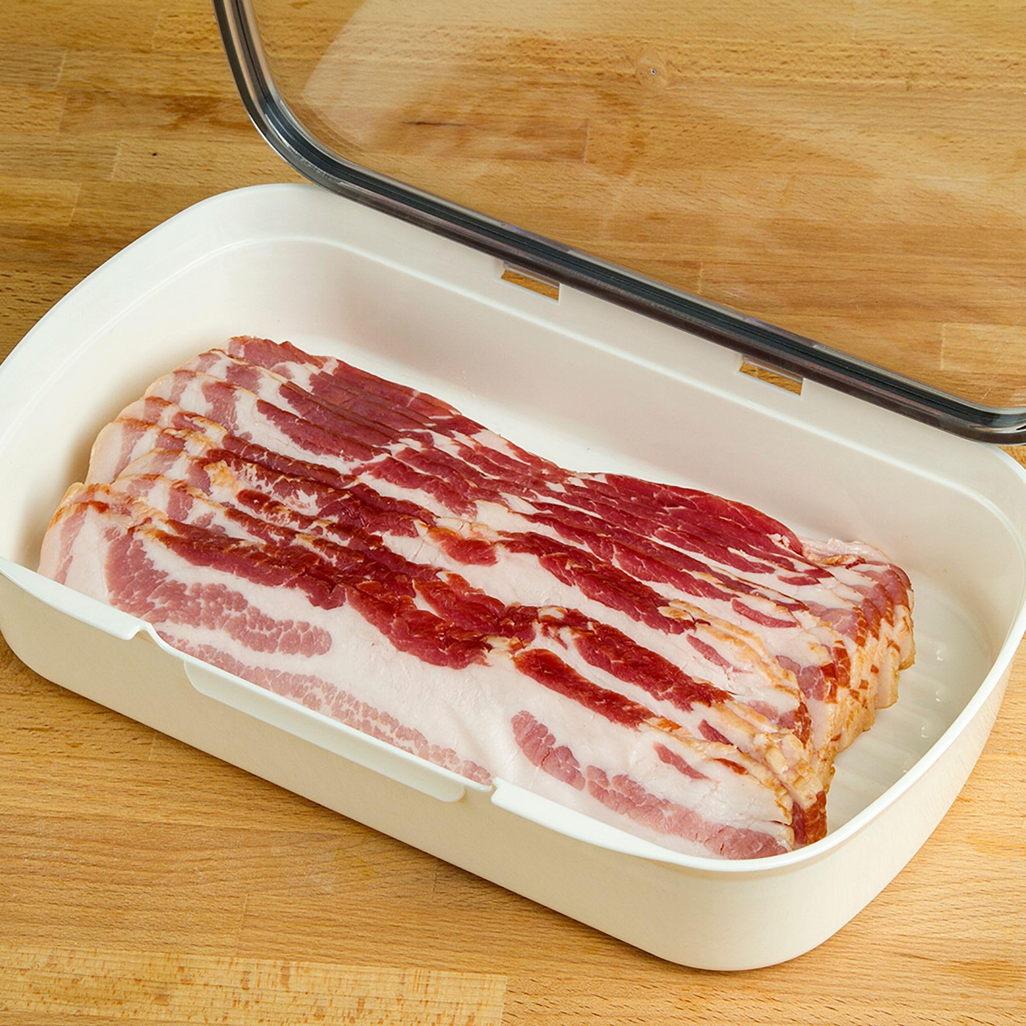 ProKeeper container is top-rack dishwasher safe for easy cleaning.