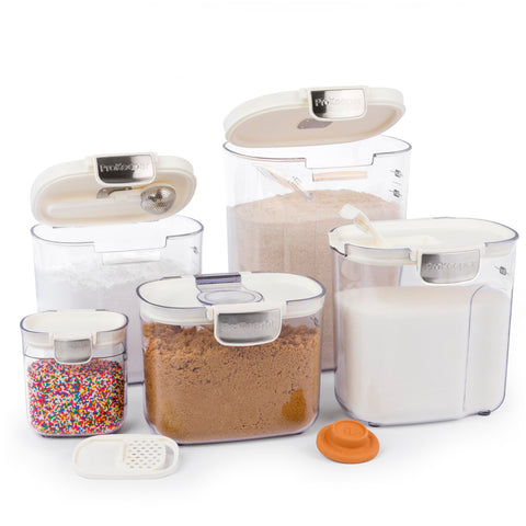 ProKeeper Sugar Keeper 2.5 qt with flip-to-pour spout for easy measuring.