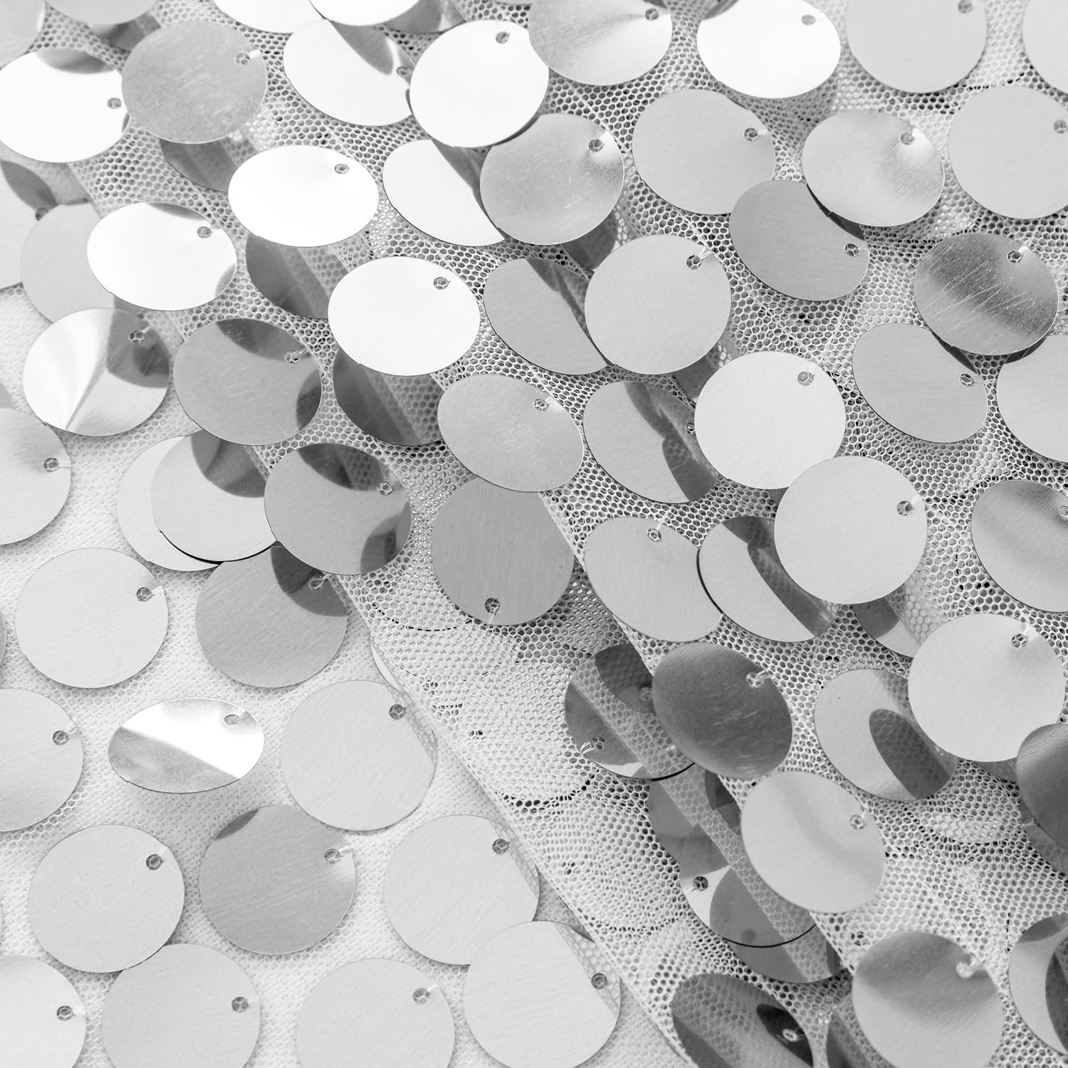 Pufogu Payette sequin runner drapes gracefully for weddings.