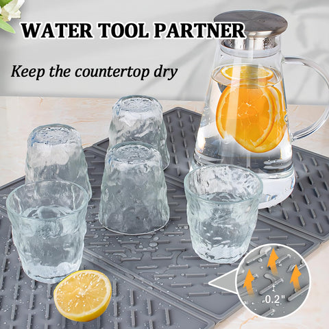 Puliyunxiang silicone drying mat with non-slip surface keeps items steady.
